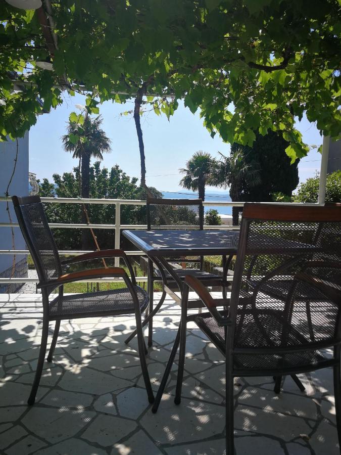 Apartment Maja Crikvenica Eksteriør bilde